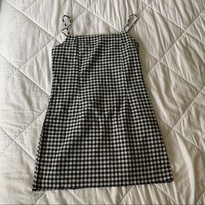 gingham / checkered dress